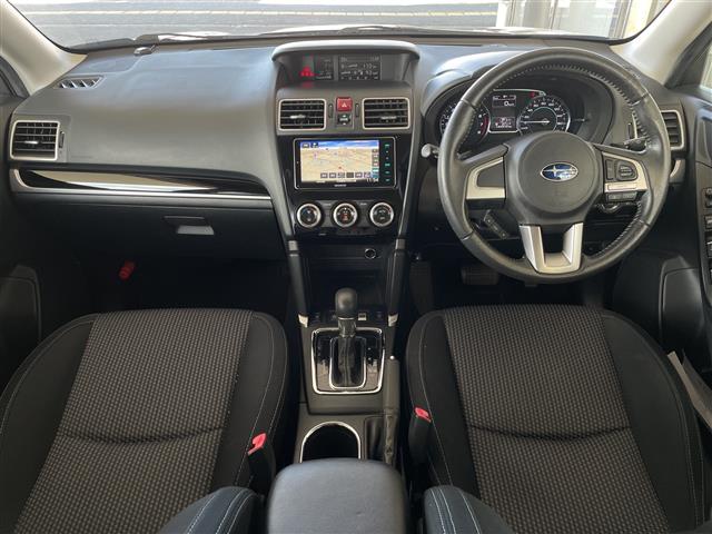 Subaru Forester 4