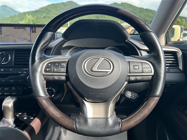 Lexus RX 7