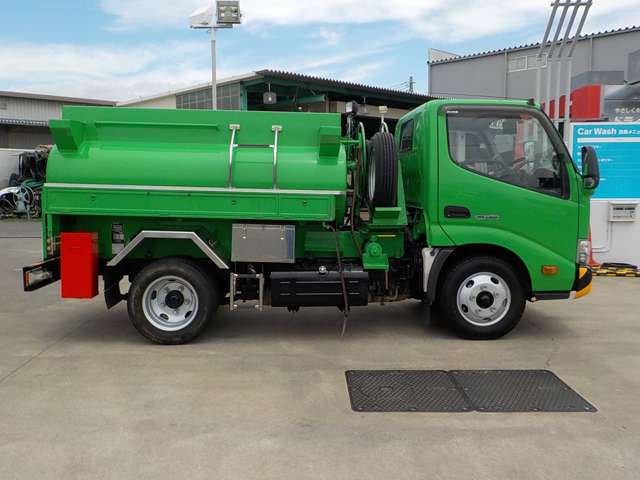 Hino Dutro 6