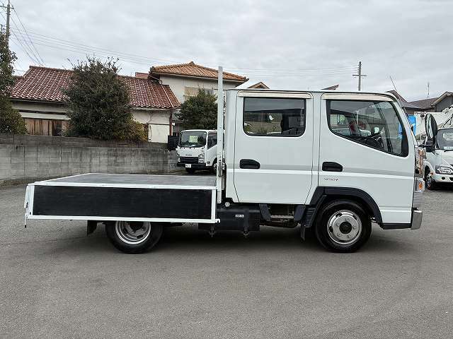Mitsubishi Fuso Canter 12
