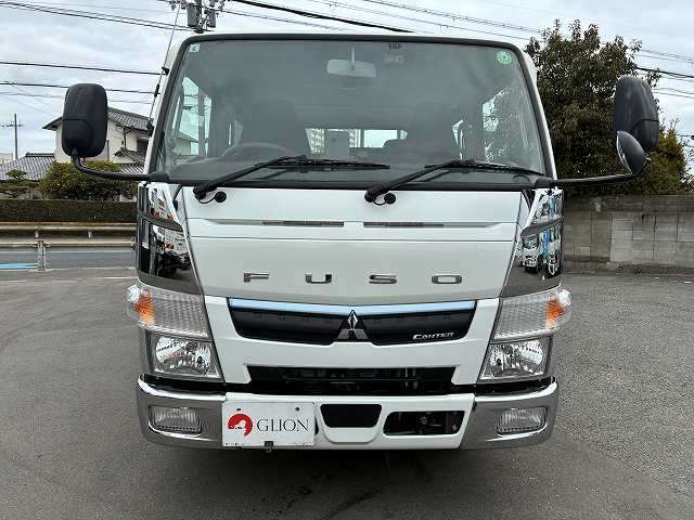 Mitsubishi Fuso Canter 2