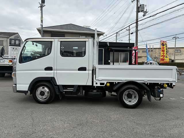 Mitsubishi Fuso Canter 4