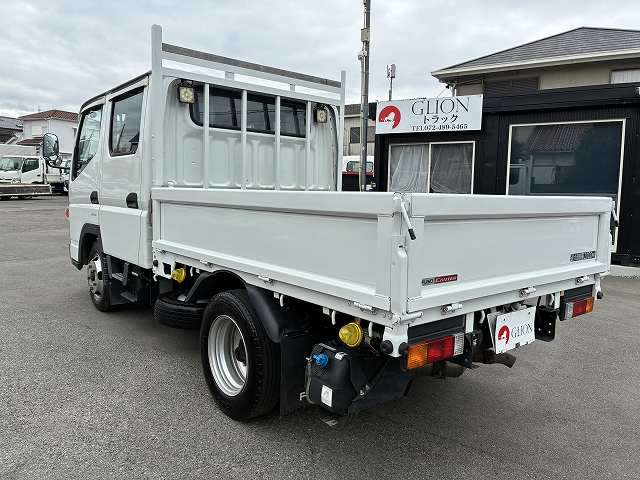 Mitsubishi Fuso Canter 8