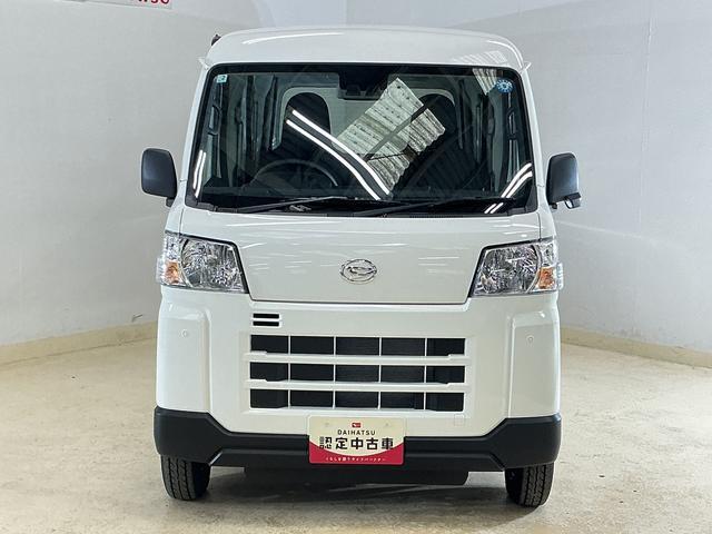 Daihatsu Hijet Cargo 8