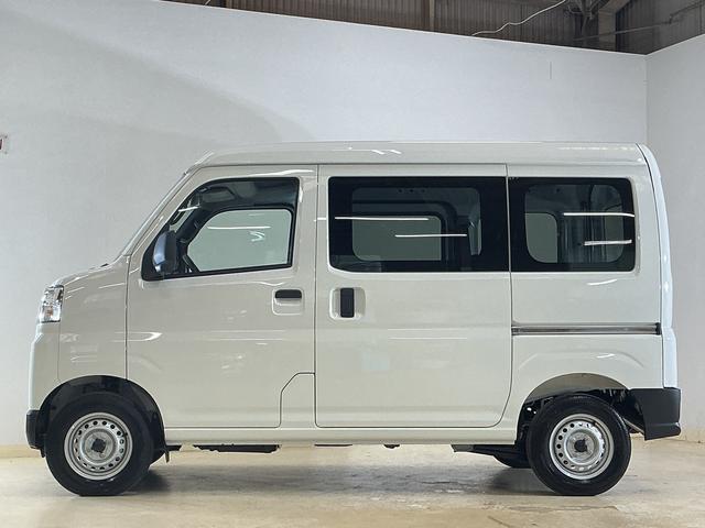 Daihatsu Hijet Cargo 9