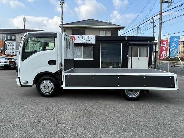 Isuzu Elf 11