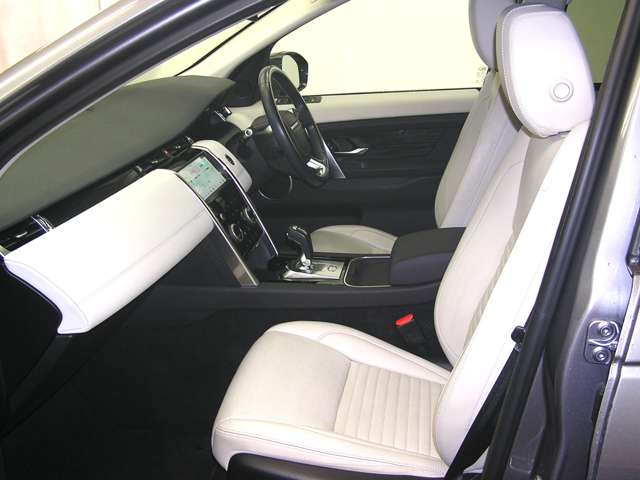 Land Rover Discovery Sport 11