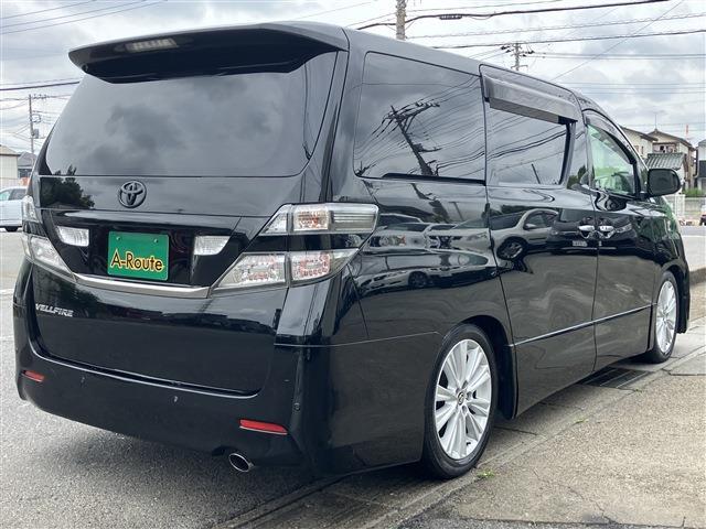 Toyota Vellfire 11