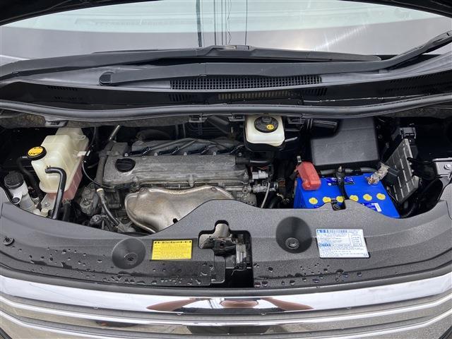 Toyota Vellfire 8