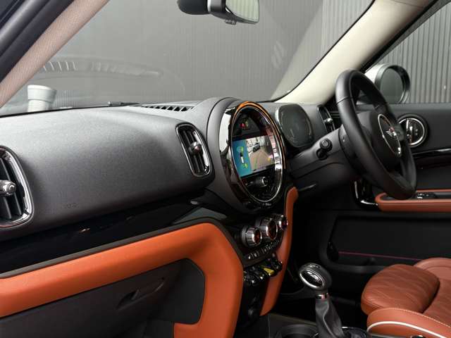 MINI Crossover 12