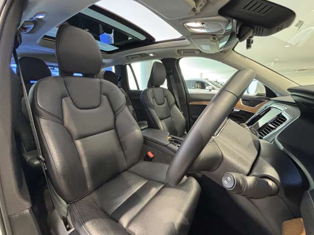 Volvo XC90 12
