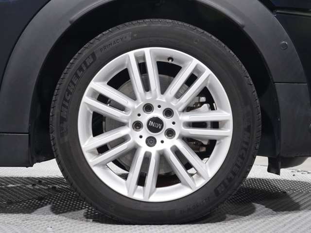 MINI Crossover 11