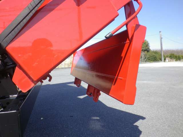 Mitsubishi Fuso Canter 9