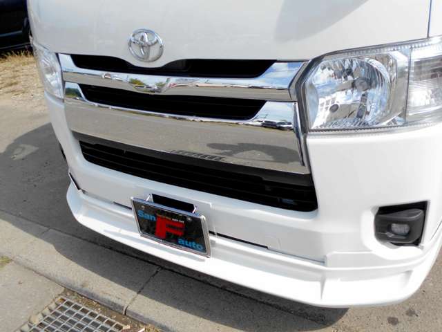 Toyota Regius Ace 3