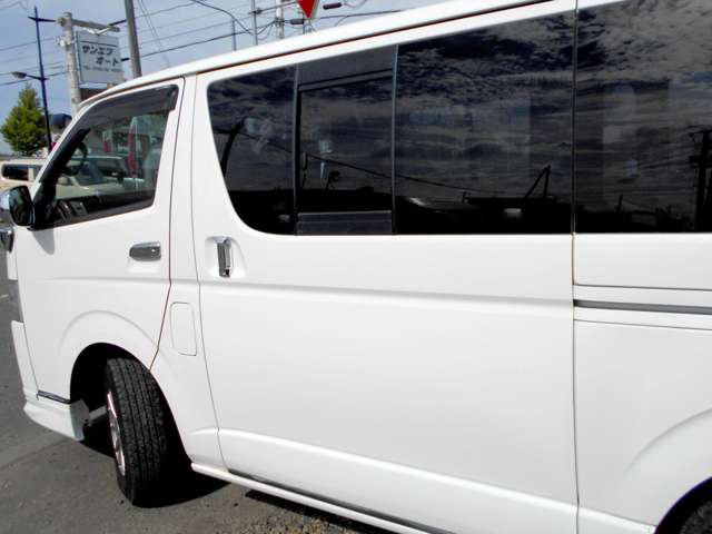 Toyota Regius Ace 9