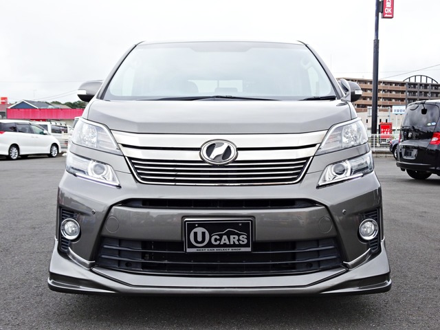 Toyota Vellfire 8