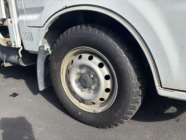 Mazda Bongo Truck 12