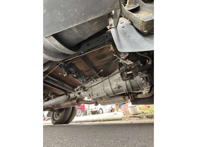 Mazda Bongo Truck 4