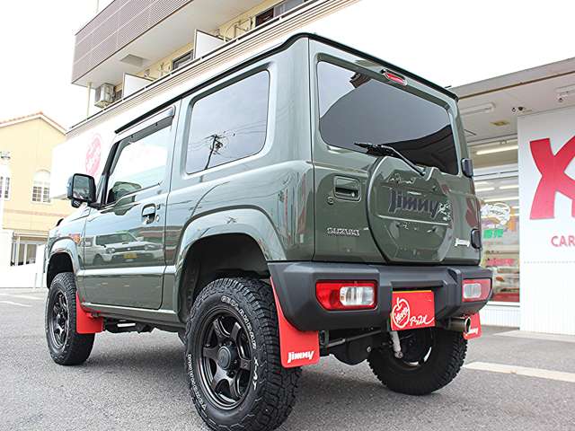 Suzuki Jimny 12