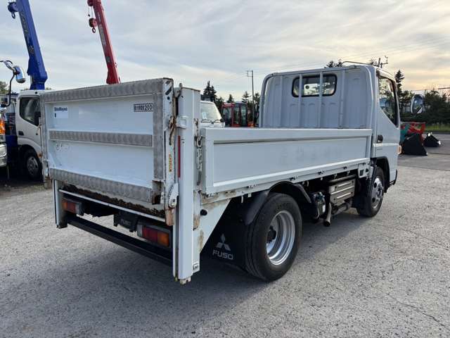 Mitsubishi Fuso Canter 5