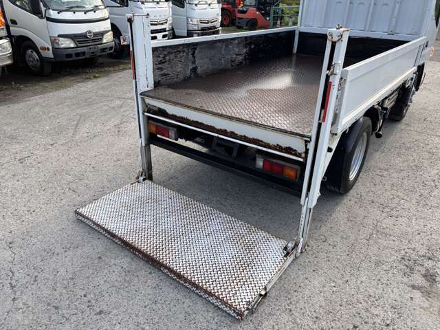 Mitsubishi Fuso Canter 10
