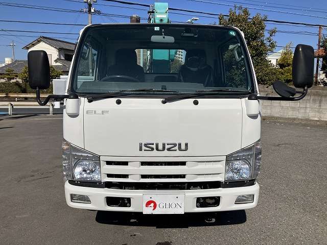 Isuzu Elf 2