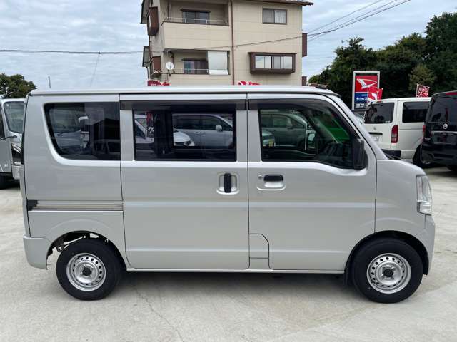 Nissan NV100 Clipper 5