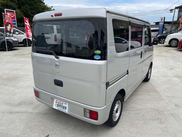 Nissan NV100 Clipper 6
