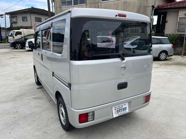 Nissan NV100 Clipper 8