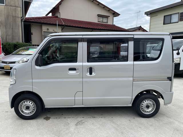 Nissan NV100 Clipper 9