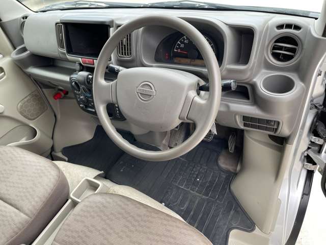Nissan NV100 Clipper 10