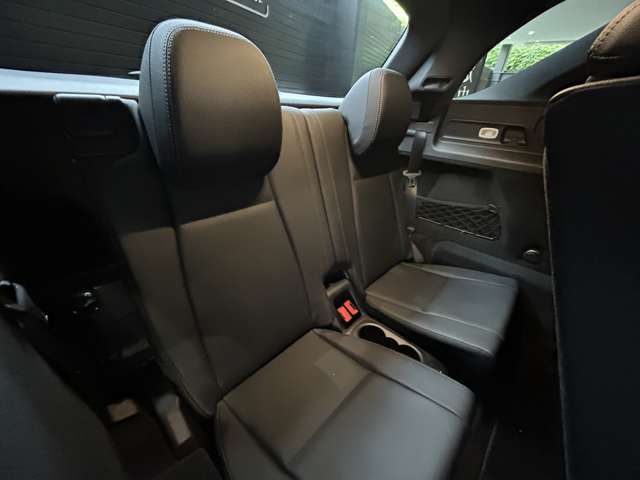 Mercedes-Benz GLE 8