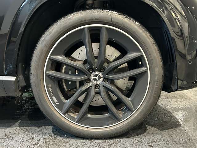 Mercedes-Benz GLE 10