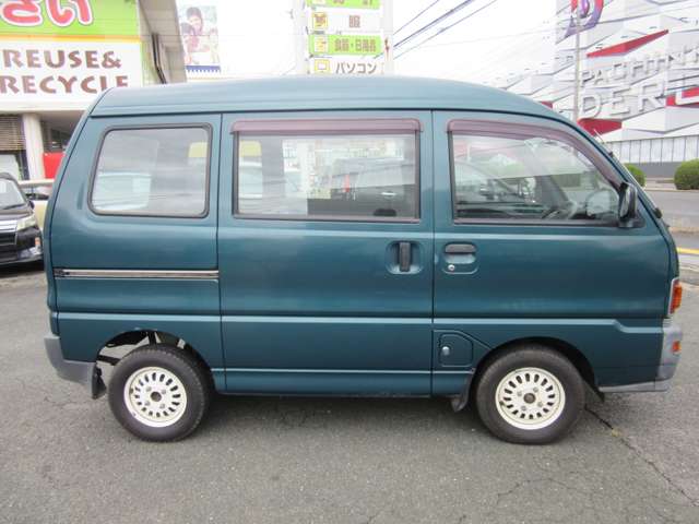 Mitsubishi Minicab Van 11