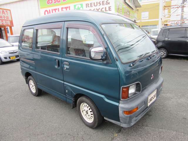 Mitsubishi Minicab Van 12
