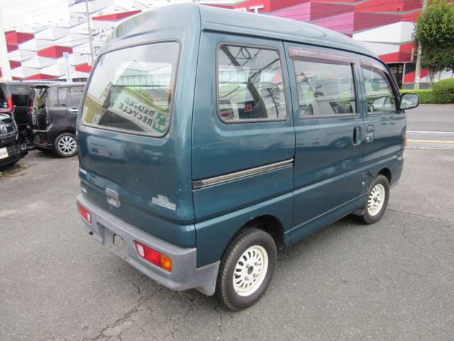 Mitsubishi Minicab Van 10
