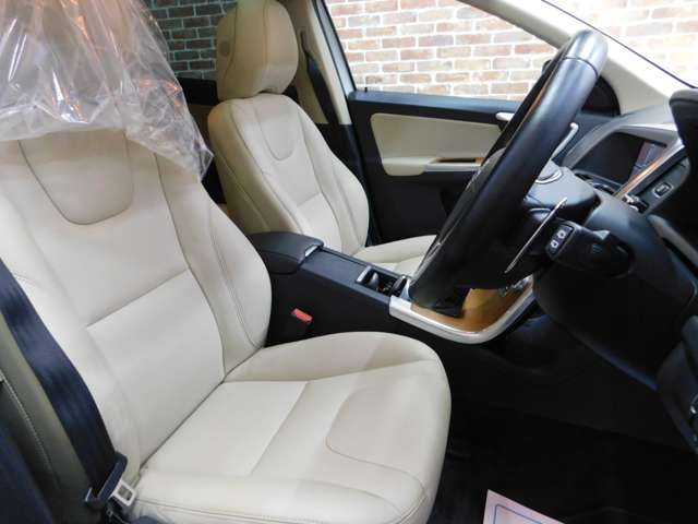 Volvo XC60 12