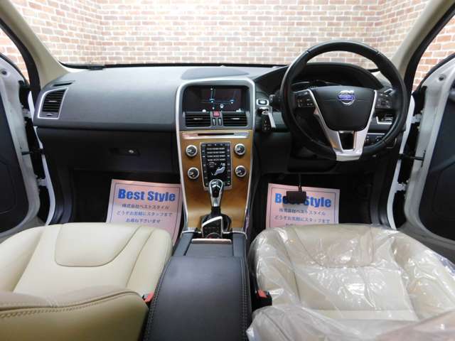 Volvo XC60 5