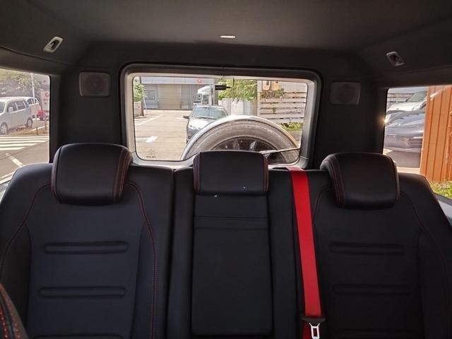 Mercedes-Benz G-Class 8