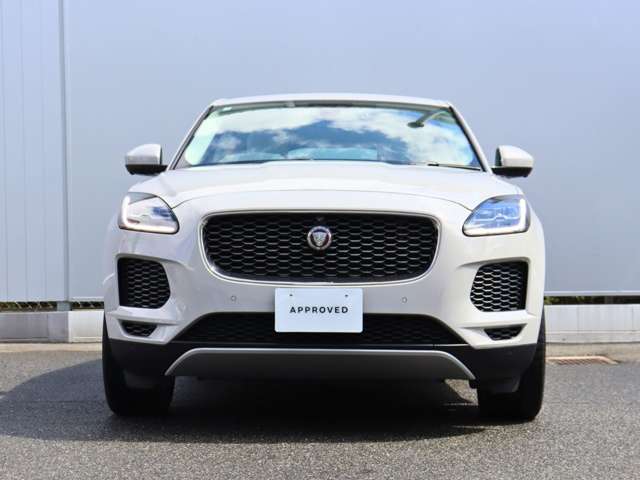Jaguar E-Pace 5