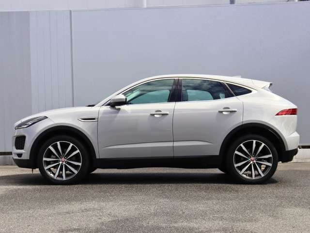 Jaguar E-Pace 7