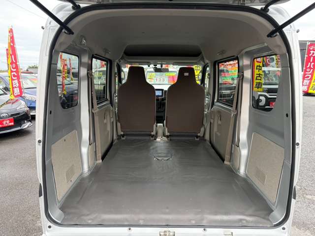 Nissan NV100 Clipper 12