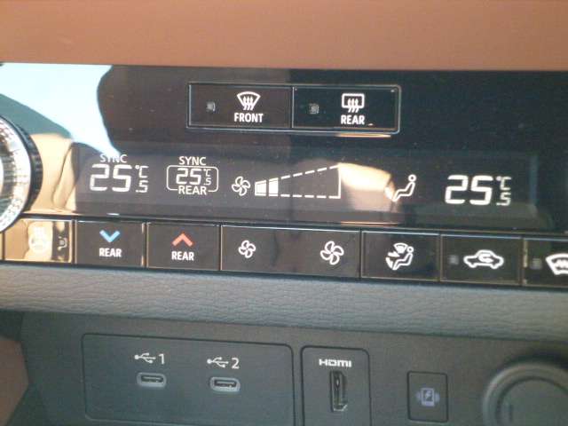 Mitsubishi Outlander 10