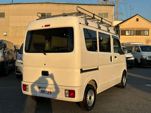 Nissan NV100 Clipper 4