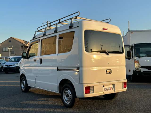 Nissan NV100 Clipper 6