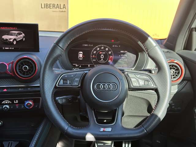 Audi SQ2 3