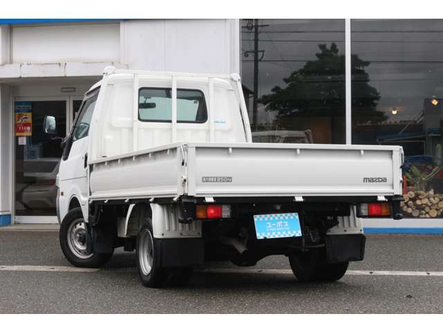 Mazda Bongo Truck 2