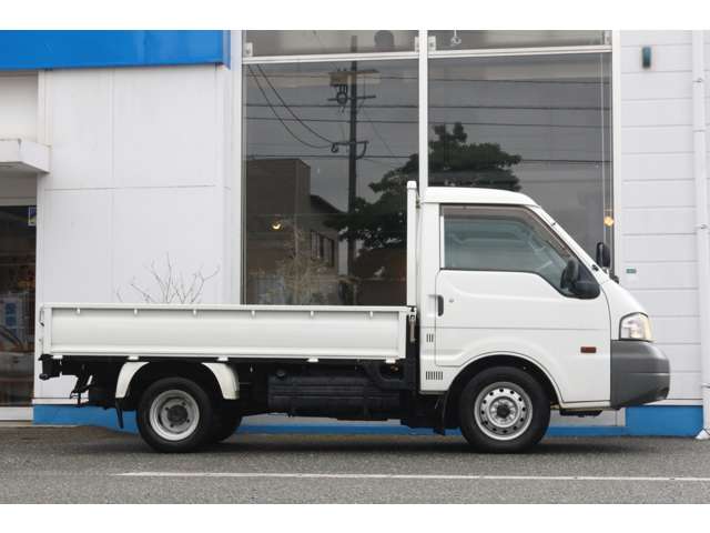 Mazda Bongo Truck 9