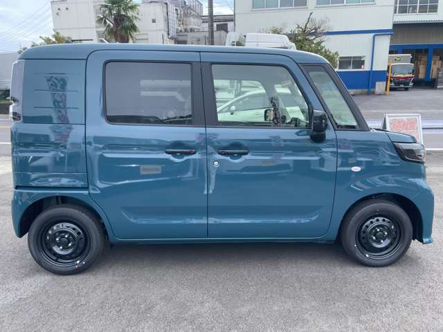 Suzuki Spacia Base 8