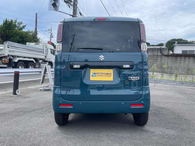 Suzuki Spacia Base 10